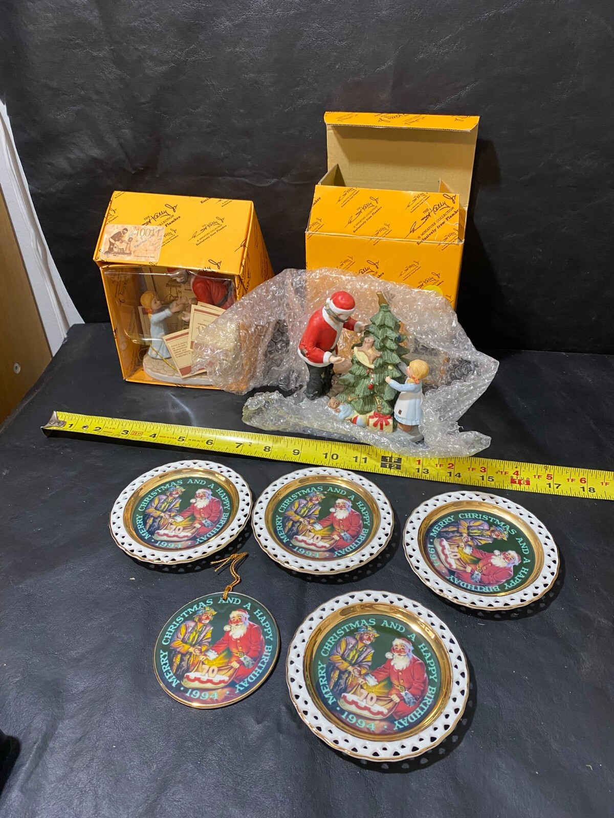Emmett Kelly Jr. lot of 2 Christmas Figurines 5″ Statue w/ mini 4″ clown plates