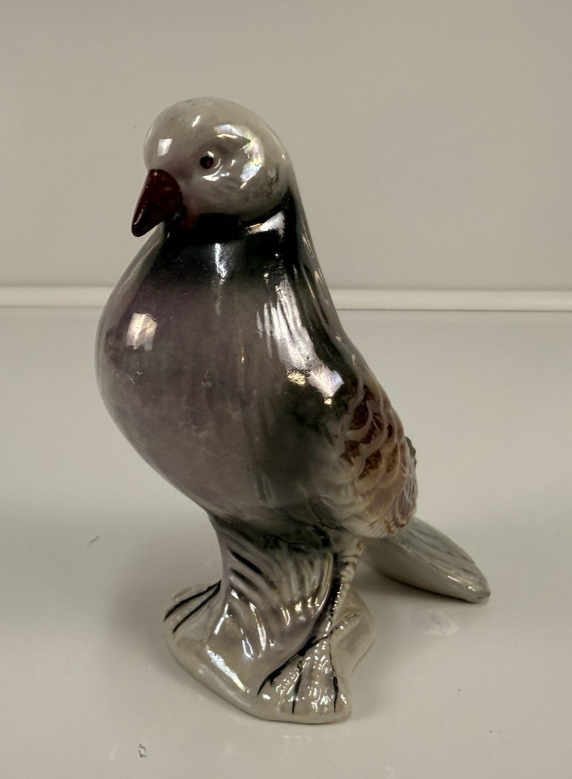 BIRD PIGEON FIGURINE IRIDESCENT LUSTERWARE GLAZED VINTAGE PORCELAIN Brazil 6.5 T