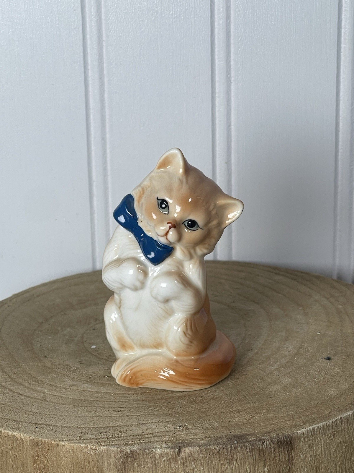1985 Danbury Mint Bone China CATS of CHARACTER Series BOW BEAU Figurine VTG