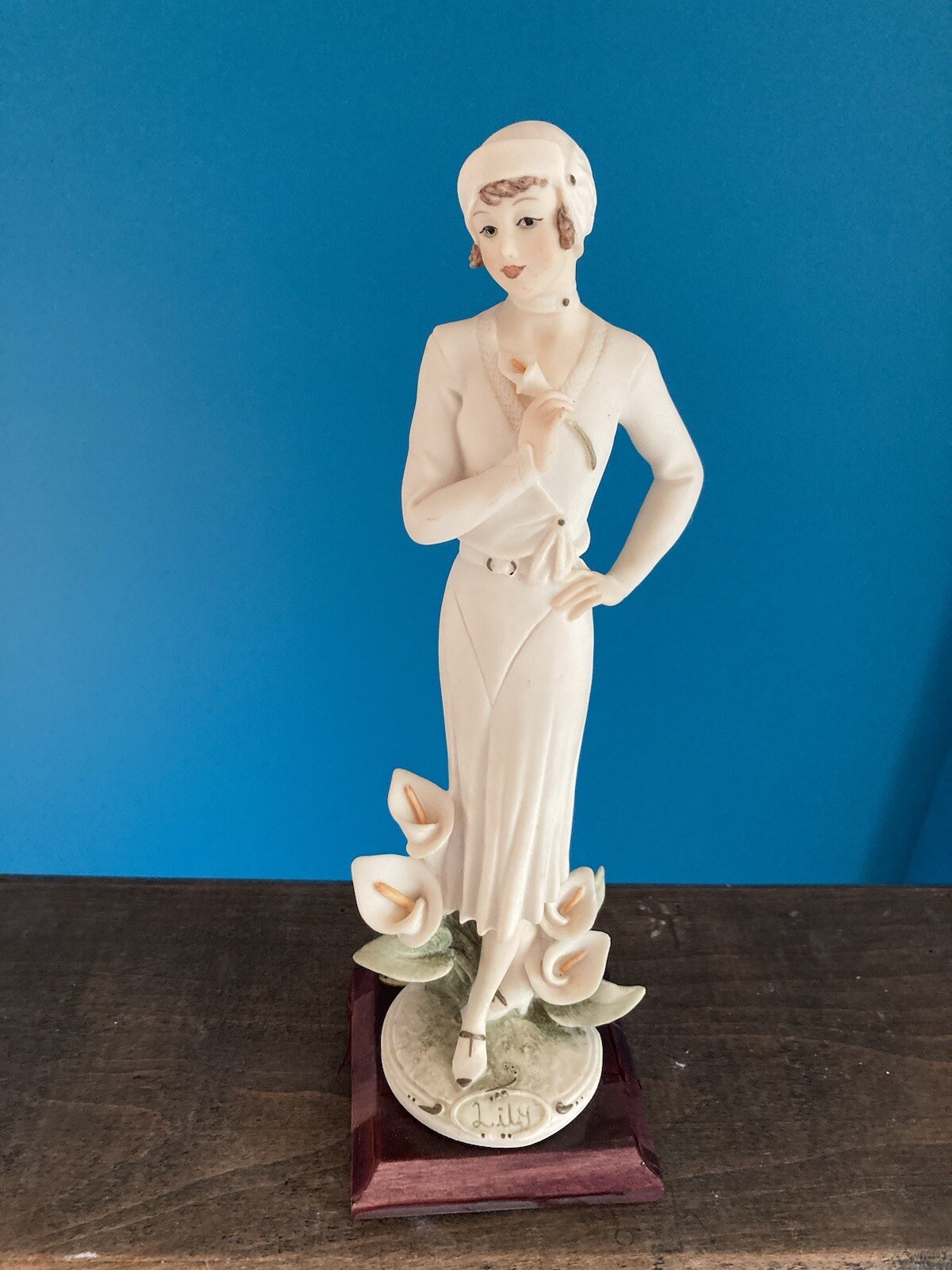 Giuseppe Armani Figurine Porcelain Lily Lady Sculpture Art 0354F