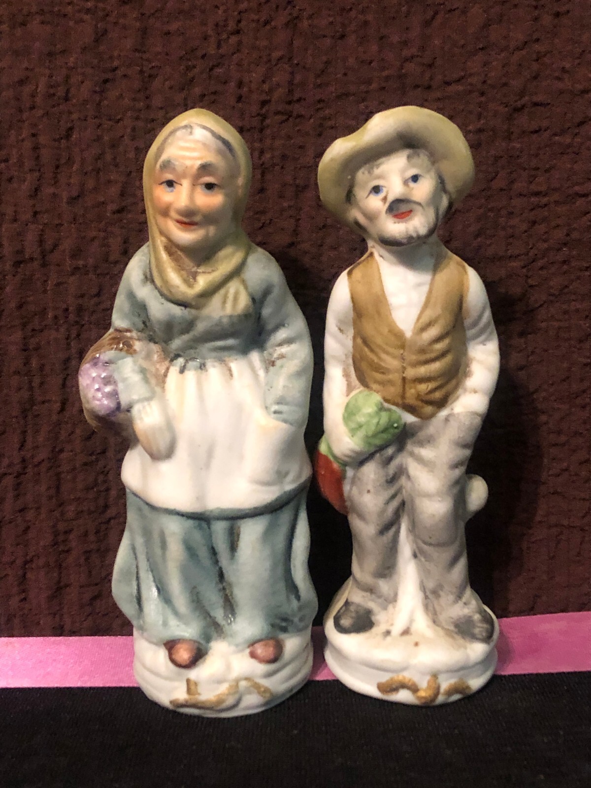 1992 man and woman farmers figurines 5.5″ b