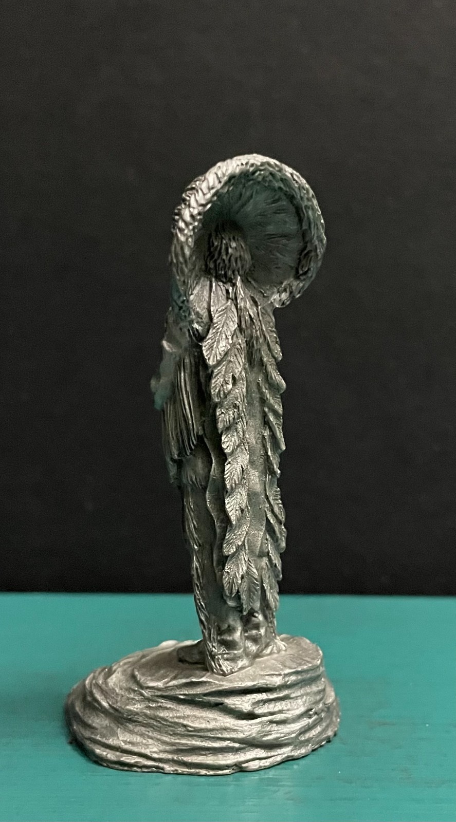 Valiant Studio Diamond Jubilee Pewter Native American Indian Chief Pipe Figurine