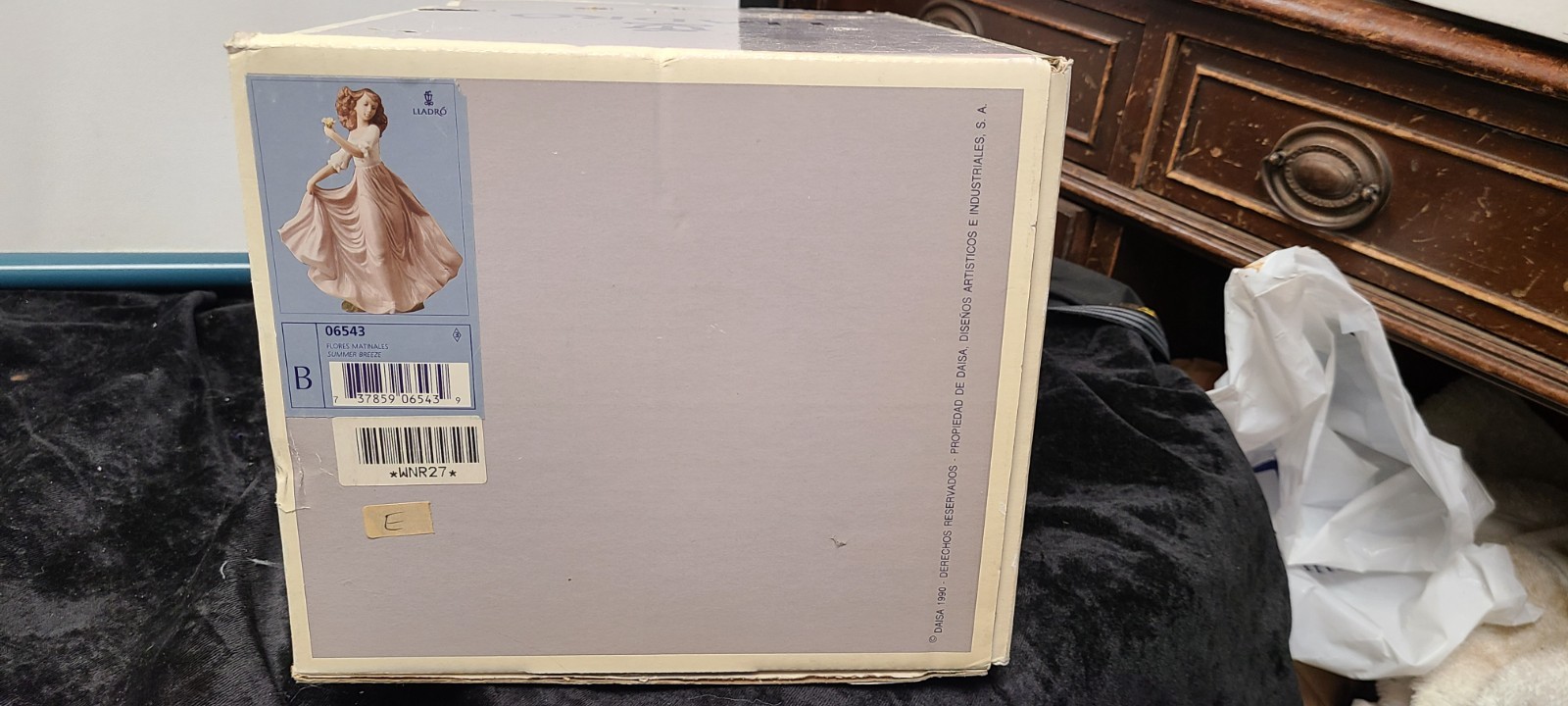 Lladro 6543 SUMMER BREEZE Porcelain Figurine In Original Box 9.5″