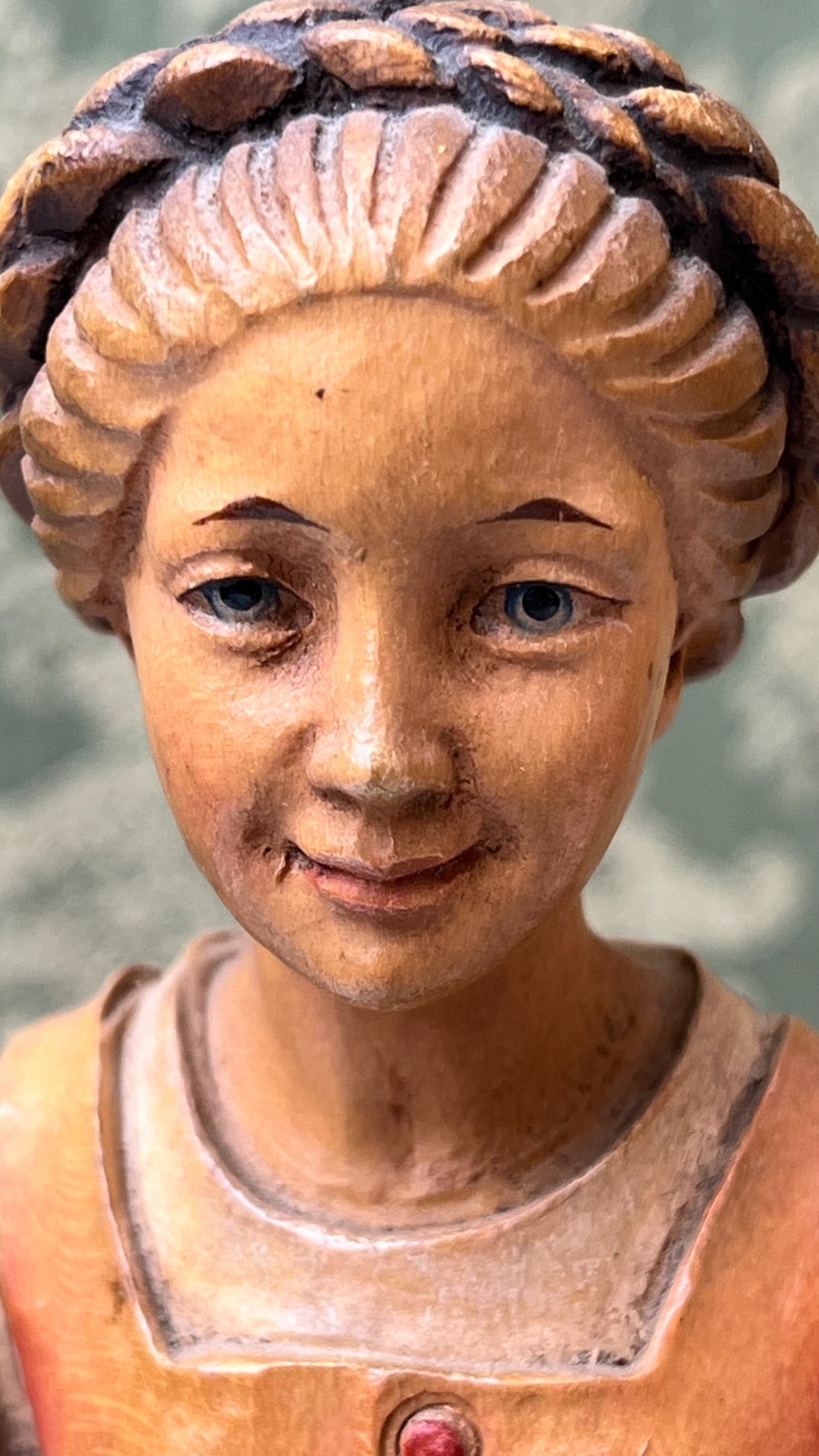 Brienz Switzerland Hand Carved Painted Wood Swiss Alpine Girl Figurine 9.5″ VTG
