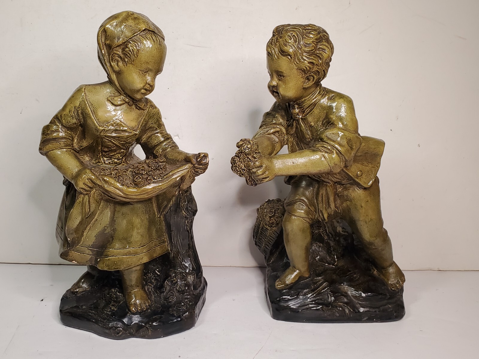 Set 2 Vintage Borghese Boy And Girl Giving Flowers Figures Statues Chalkware
