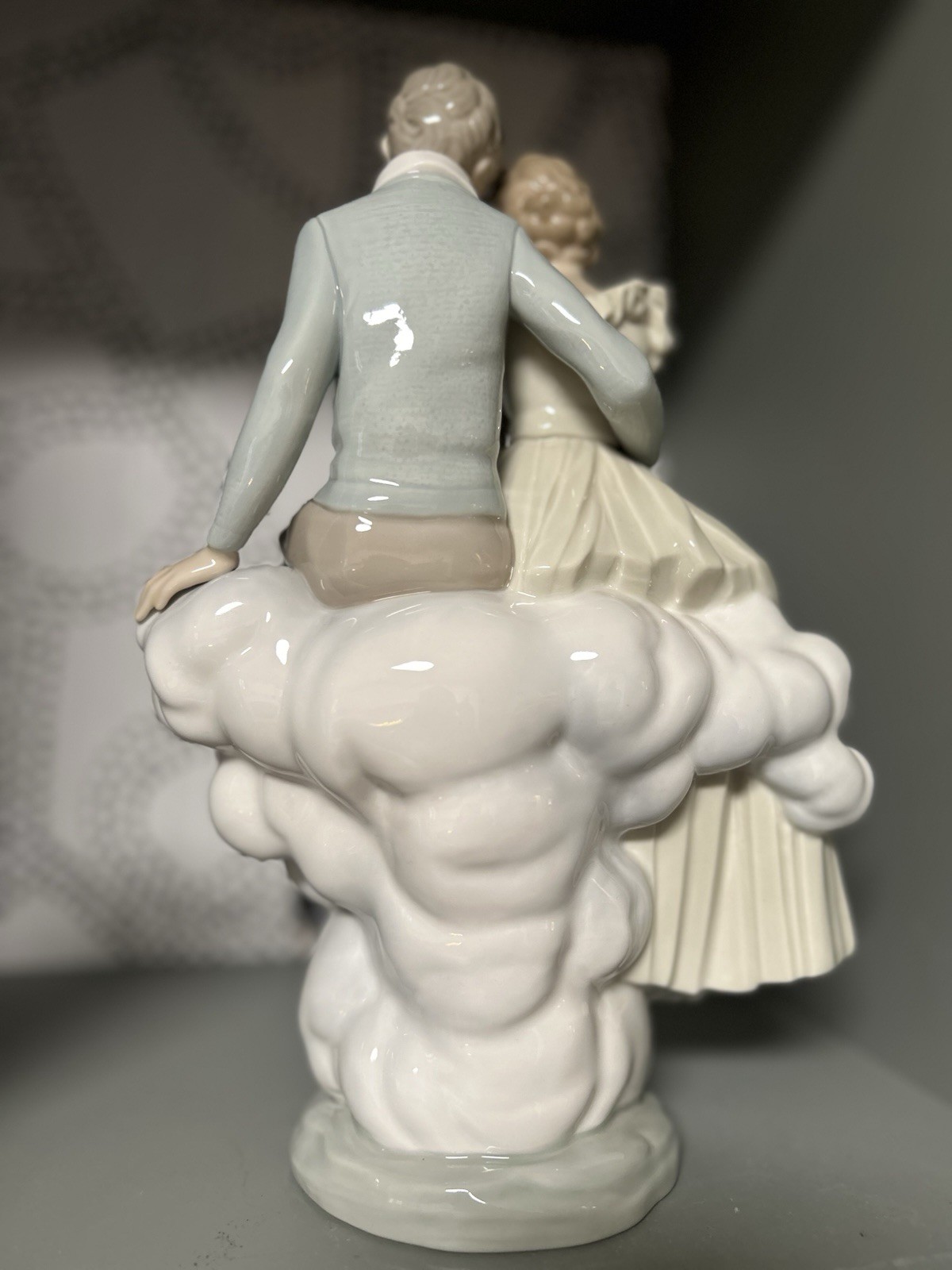 Lladro Figurine #1409 Young Love – Norman Rockwell Series #989/5000 – Retired