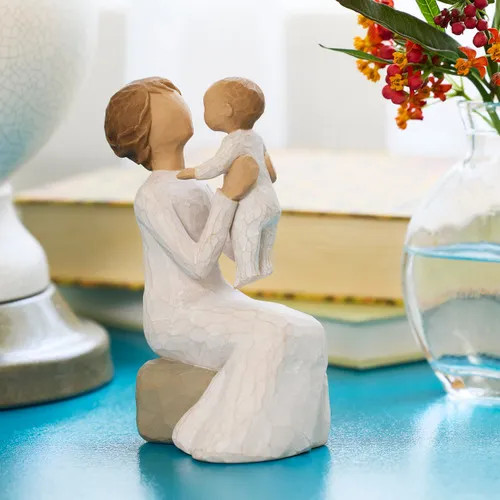 Willow Tree Figurine – Grandmother 26072 By Susan Lordi