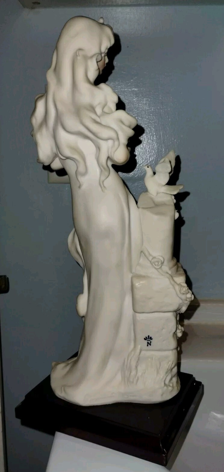 Lady With Doves Giuseppe Armani Figurine 13 Inches Tall