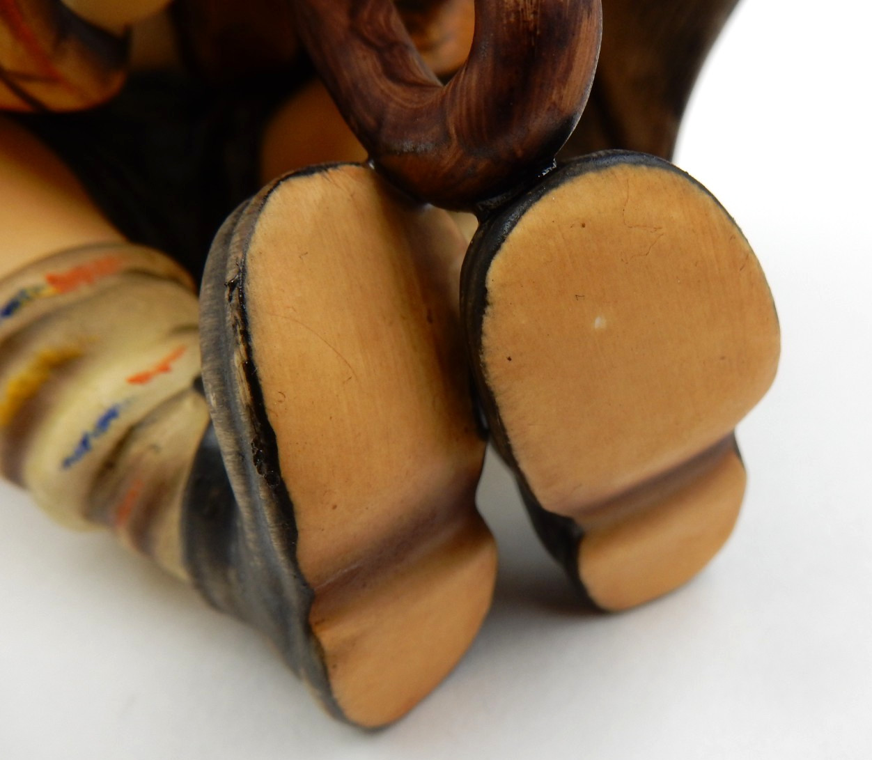 VINTAGE GOEBEL HUMMEL 152/0 A TMK-6 UMBRELLA BOY FIGURINE WEST GERMANY 5″ TALL