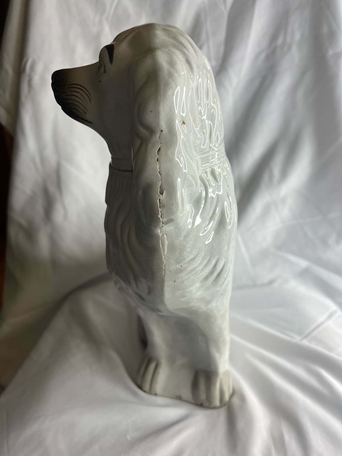 Set of 2 Vtg Staffordshire Ware Kent England 12” White Gold Mantle Dogs Spaniels