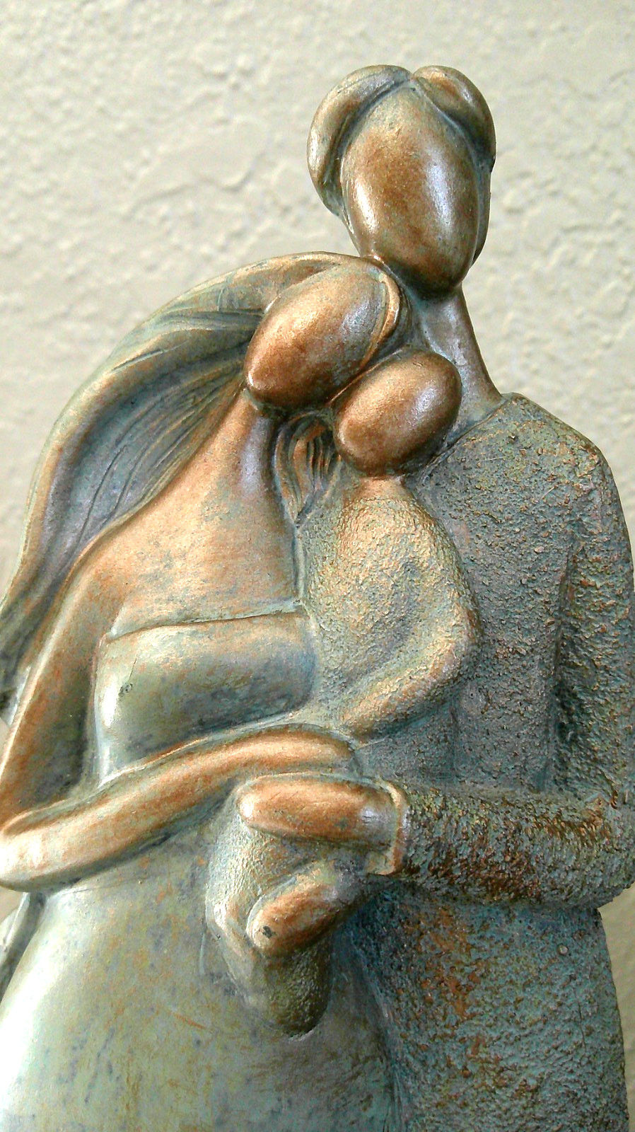 Modern Gold Green Resin “Family” Mother Falther Child Baby Sculpture