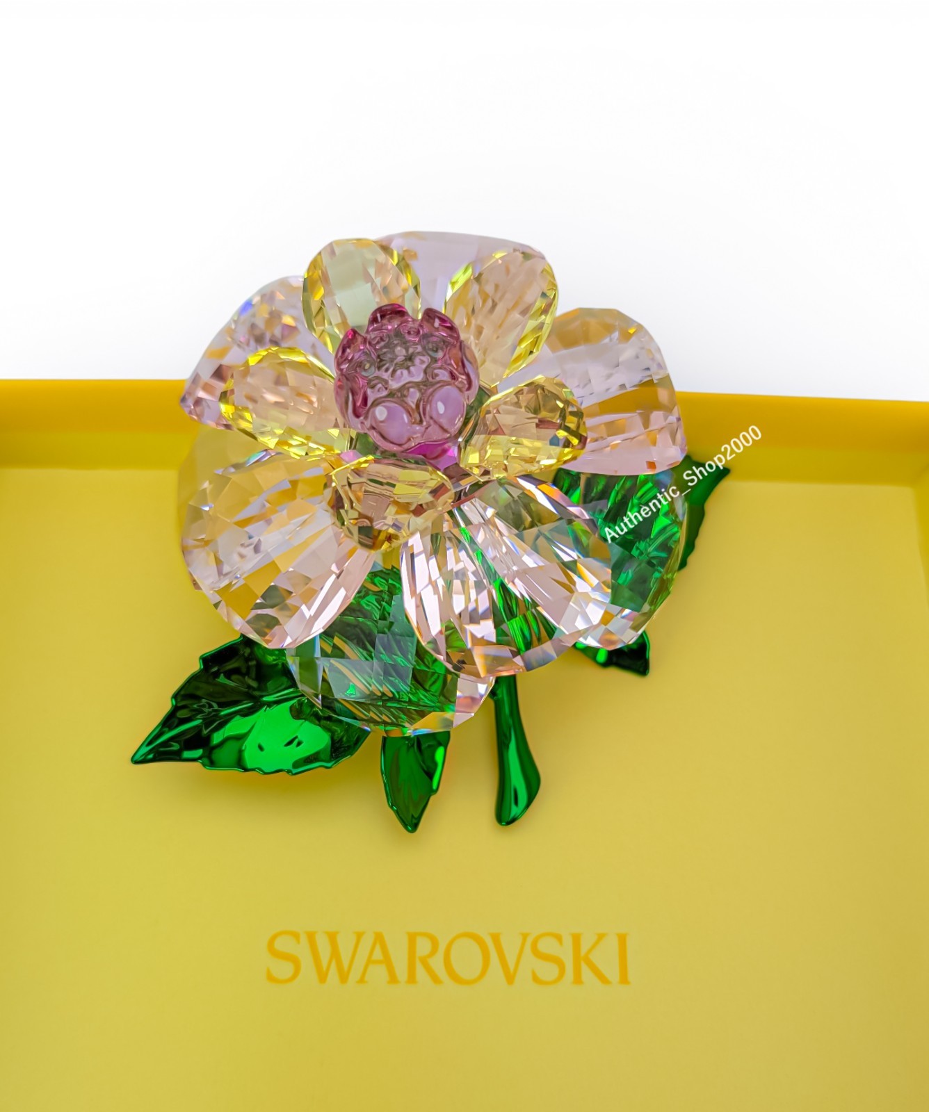 New 100% Authentic SWAROVSKI Crystal Florere Camellia Flower Figurine 5721538