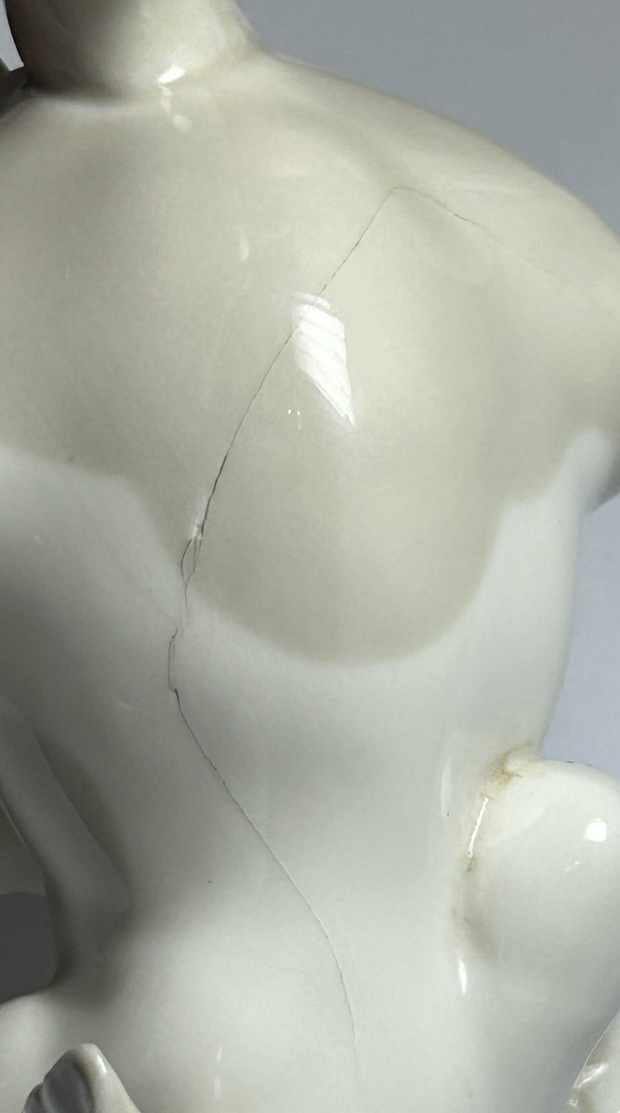 Lladro Retired Attentive Cat “Play with Me” #5112 1981 First Issue Surface Crack