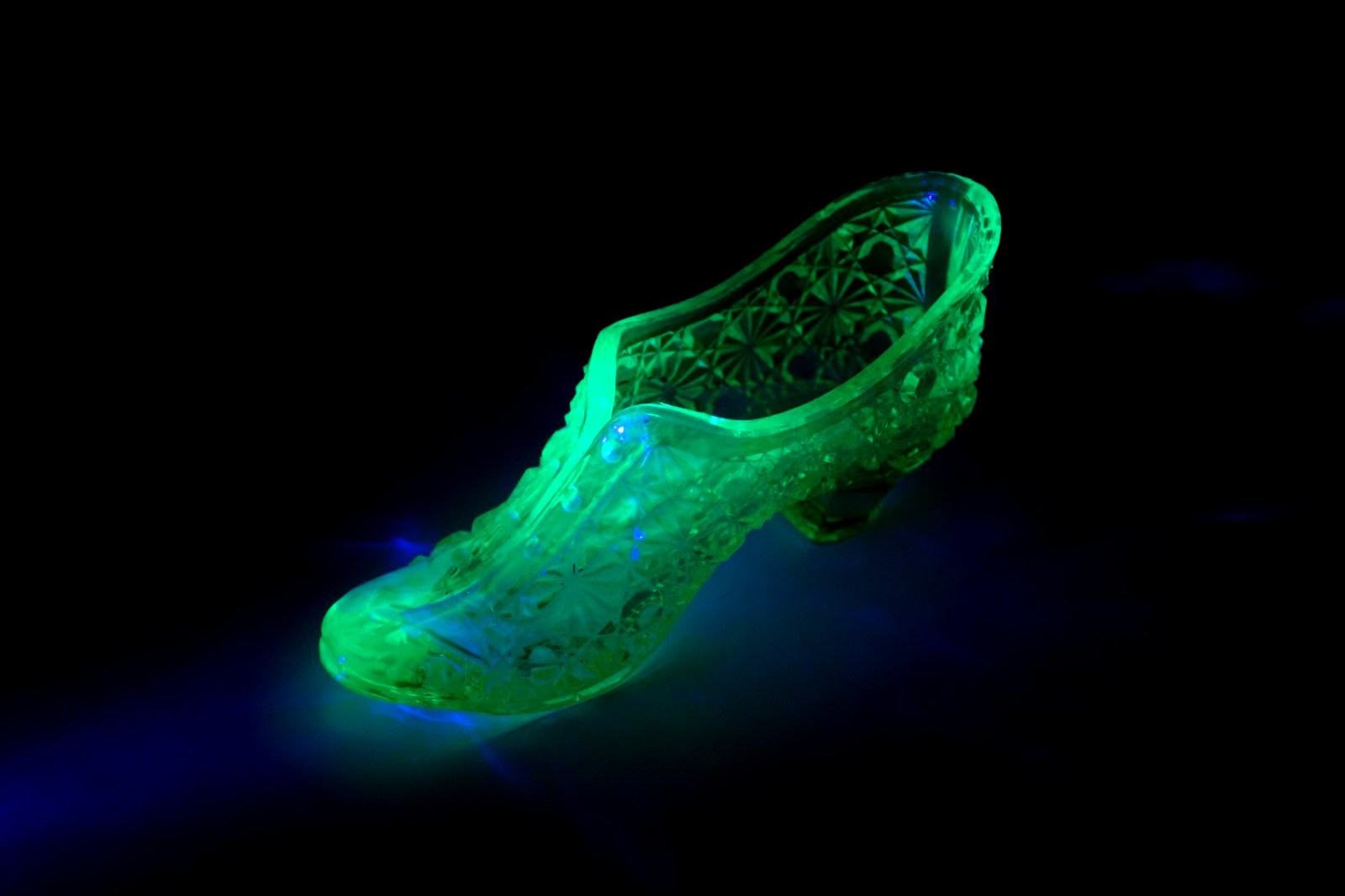 Fenton Vaseline Uranium Glass Opalescent Hobnail Shoe/Slipper