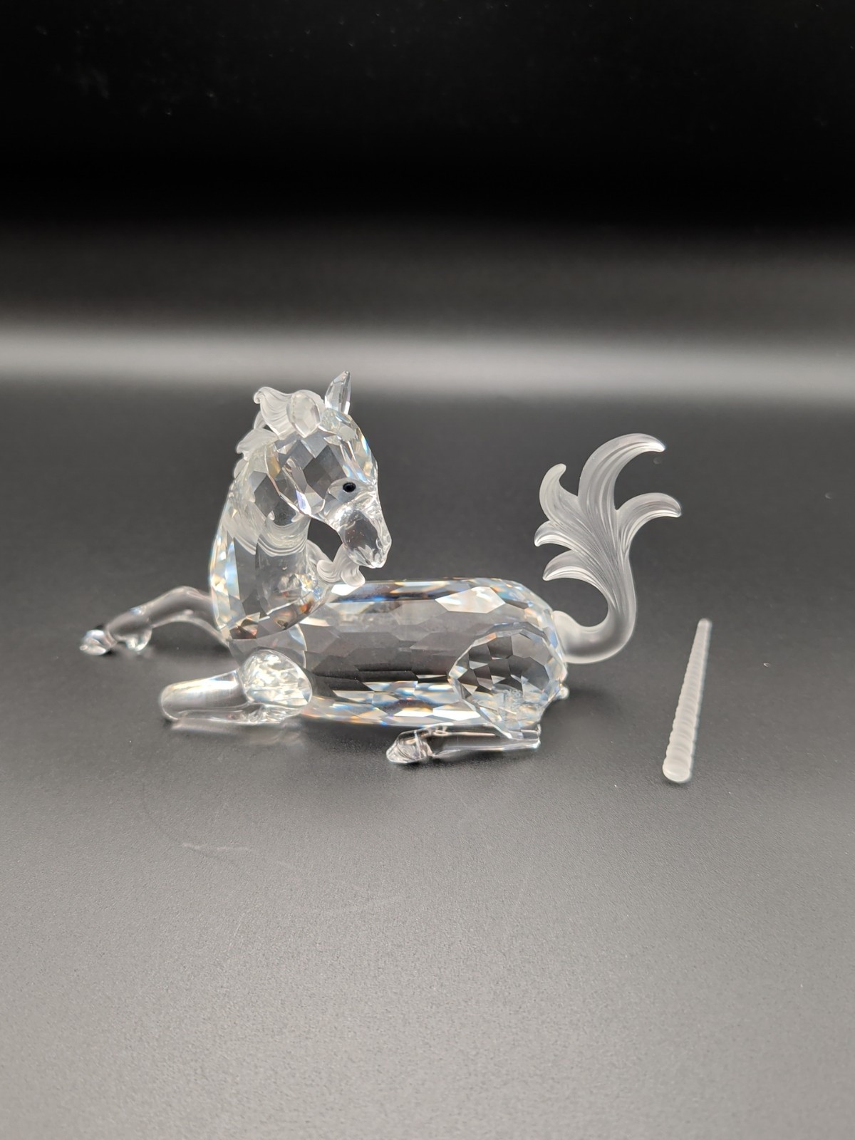 1996 Swarovski SCS Annual Edition Unicorn Fabulous Creatures Box & COA – Broken