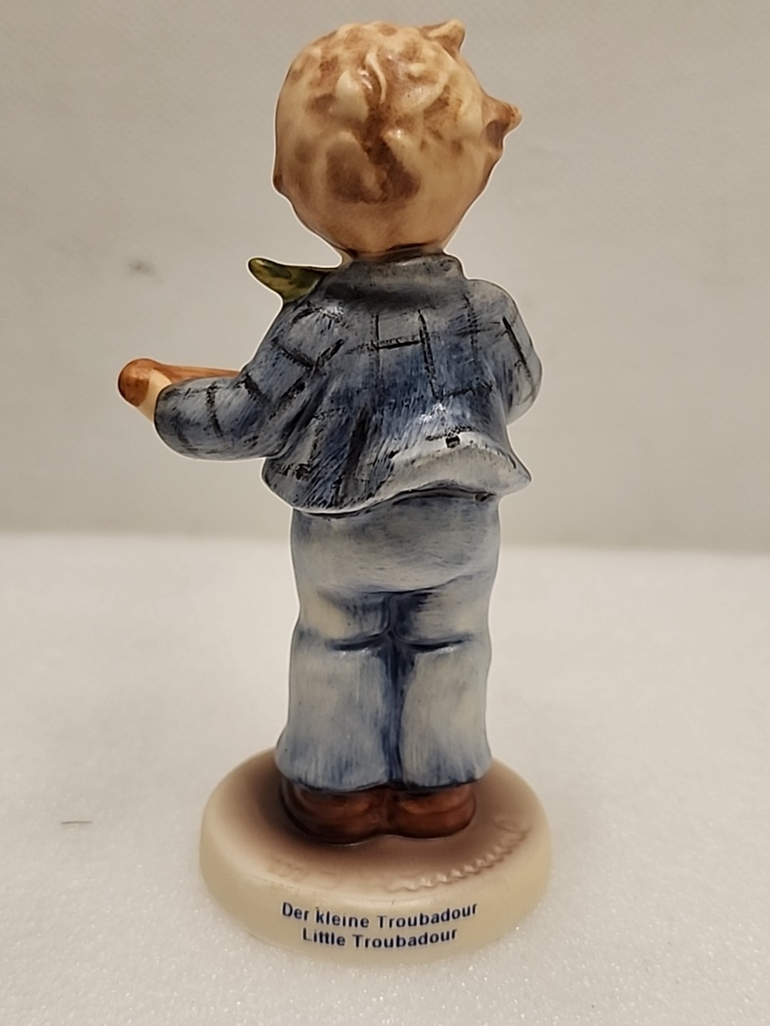 Hummel 558 Little Troubadour #101 Boy Playing Lute 4 1/8” Figurine