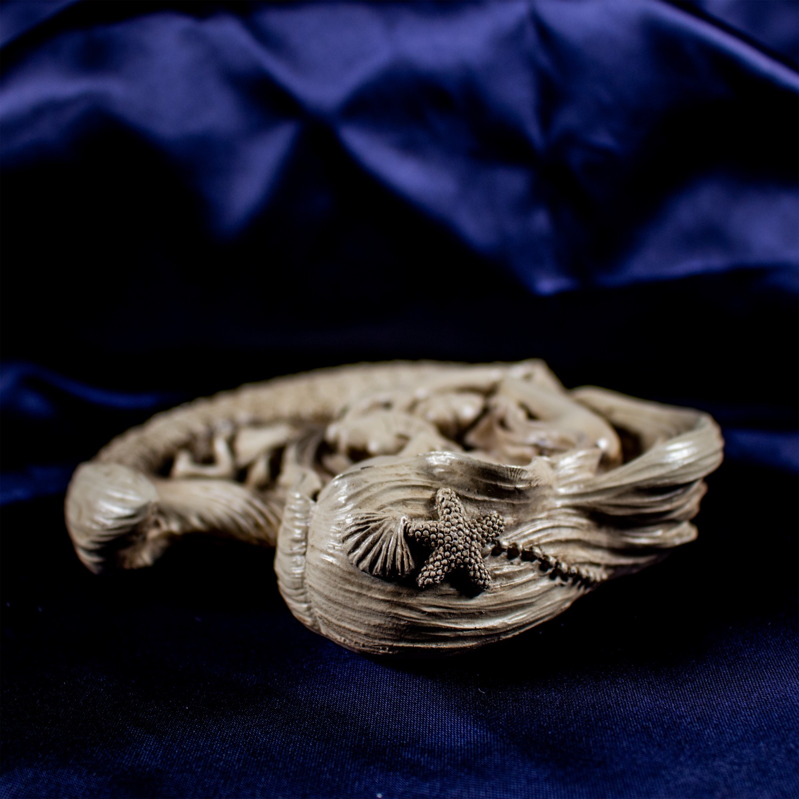 Vintage Oceana Mermaid Seahorse Fish Stone Cast Wall Plaque 5.5″L x 5″W