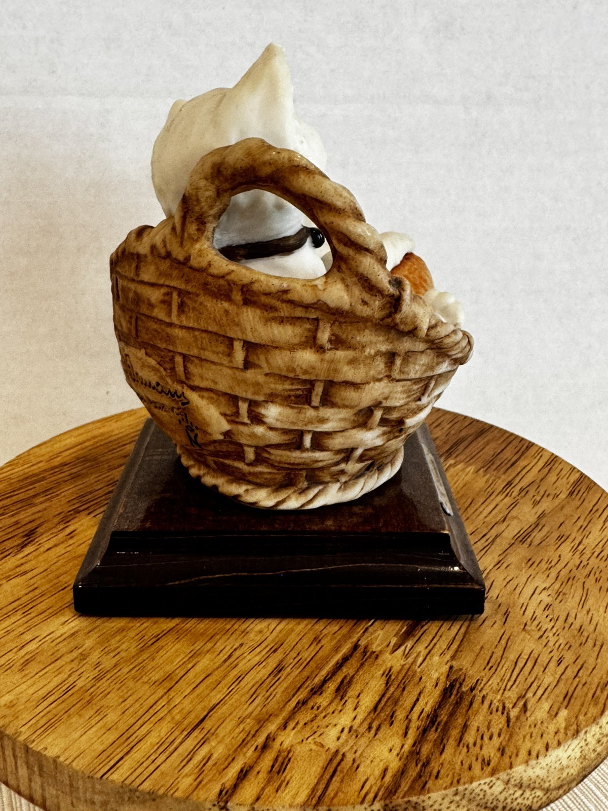 Vintage Giuseppe Armani Florence Italy Figurine Sculptures Kitten In The Basket