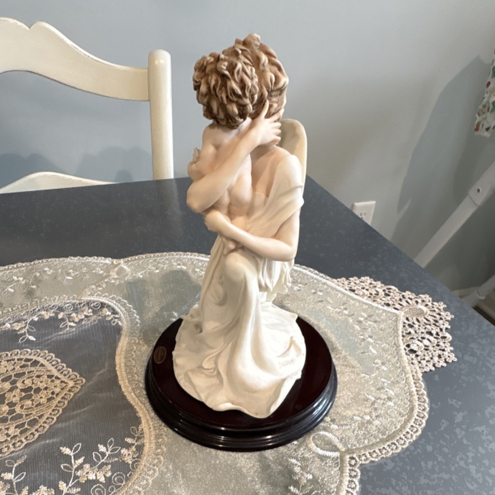 Florence by Giuseppe Armani Mother and Child Resin Figurine, Hand Painted, 1998