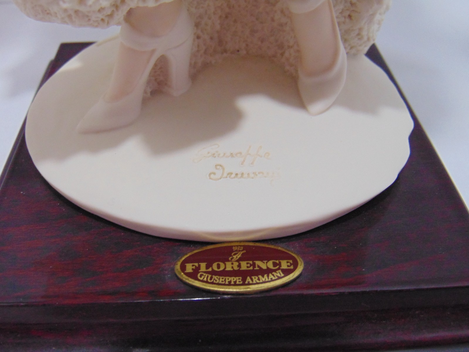 Giuseppe Armani Florence Kelly 1290F Sculpture 17.25″ 1998 MIB