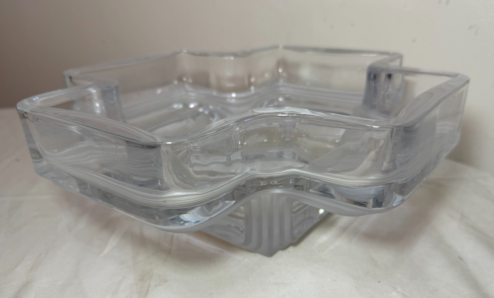 LARGE Daum Art Deco Clear and Frosted Crystal centerpiece Bowl Sculpture MCM