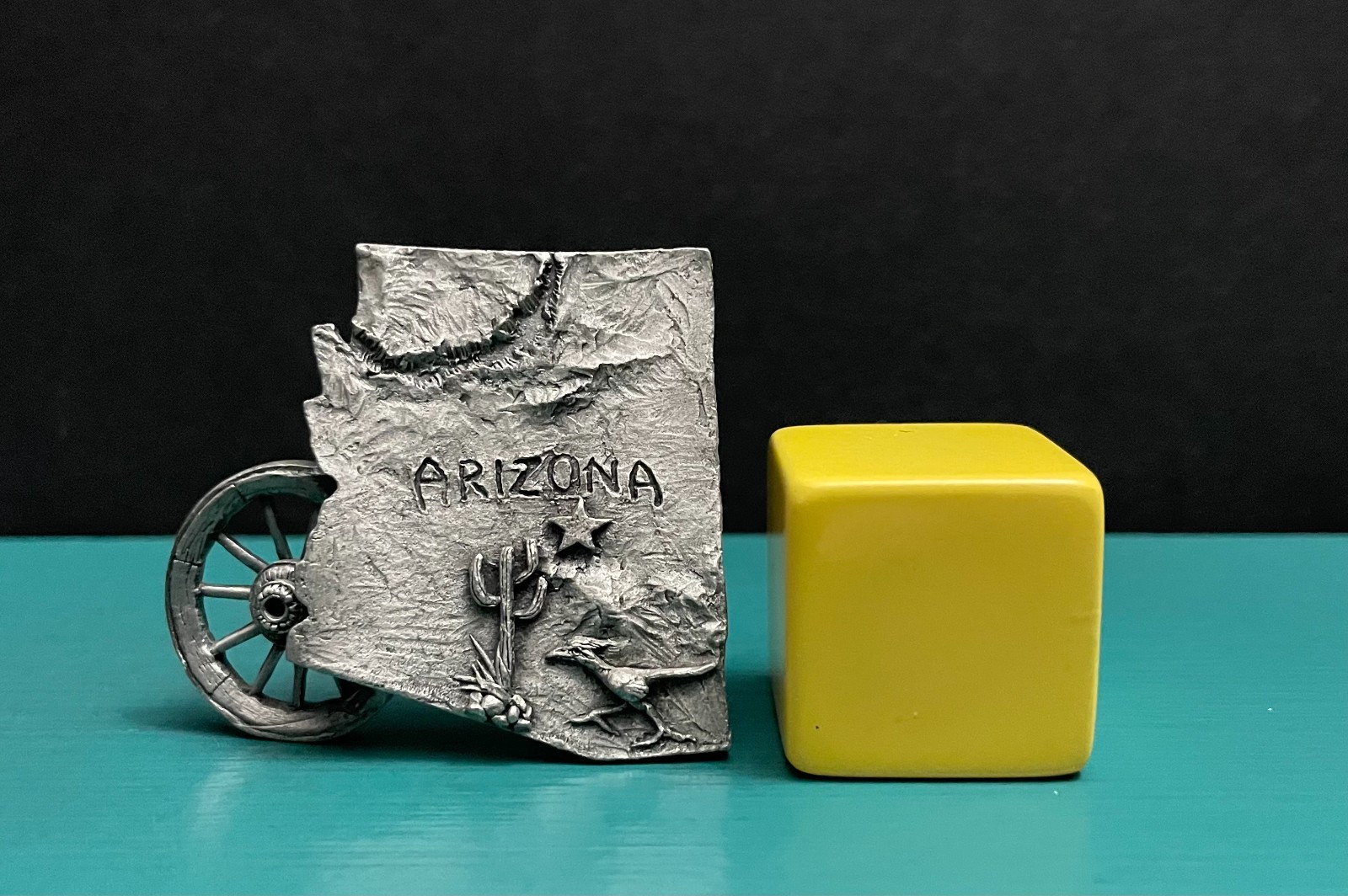Boyd Perry Rawcliffe Pewter Arizona State Map Roadrunner Saguaro Cactus Figurine