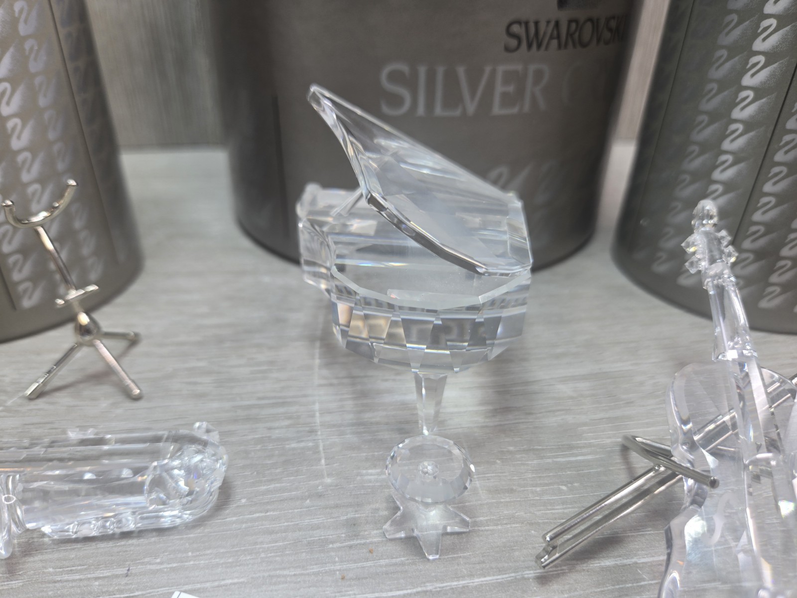 Swarovski Crystal Grand Piano Stool 174506 Musical Instrument Lot Violin, Saxoph