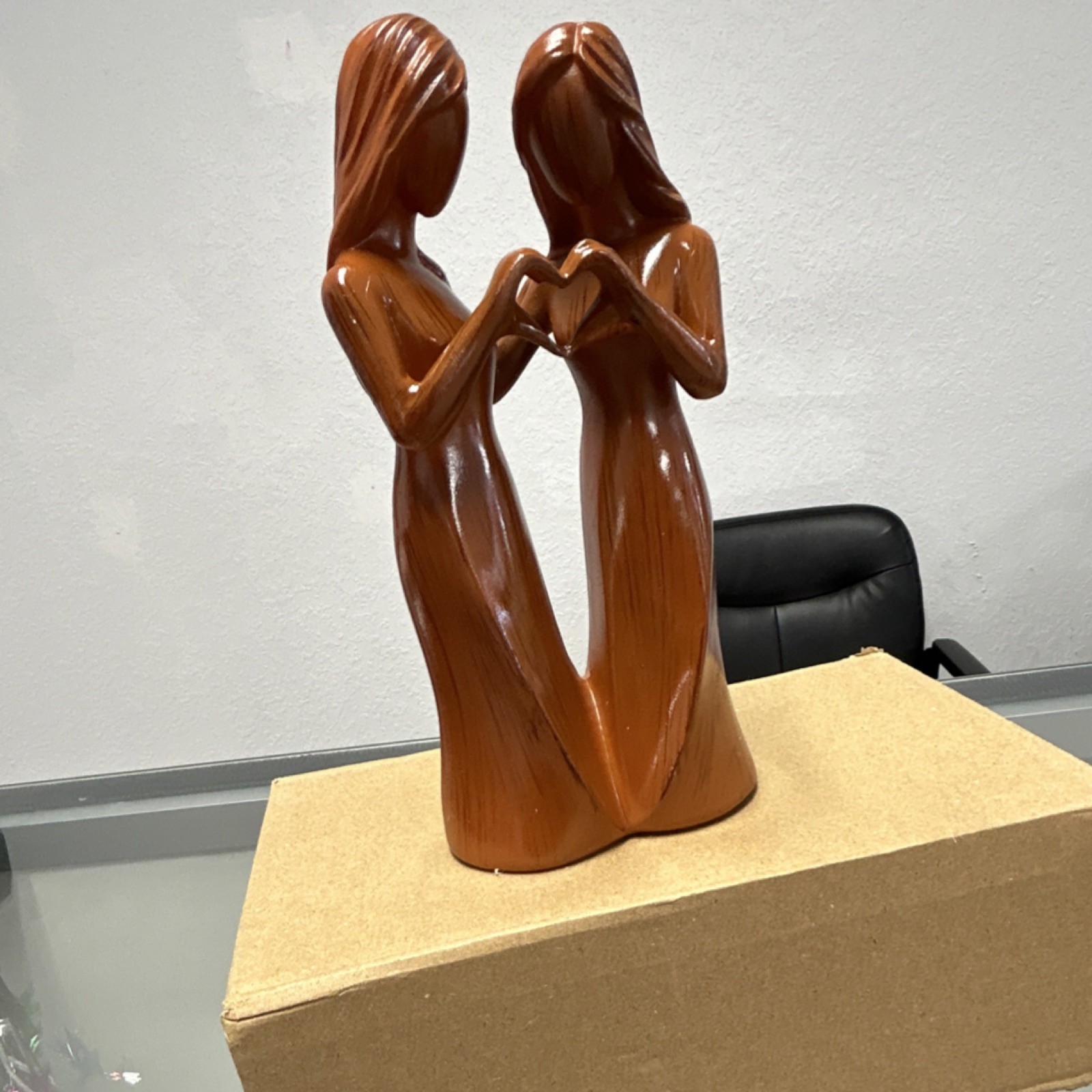 Wooden Romantic Couple Heart Sculpture Smooth Carvings Modern Brown Decor