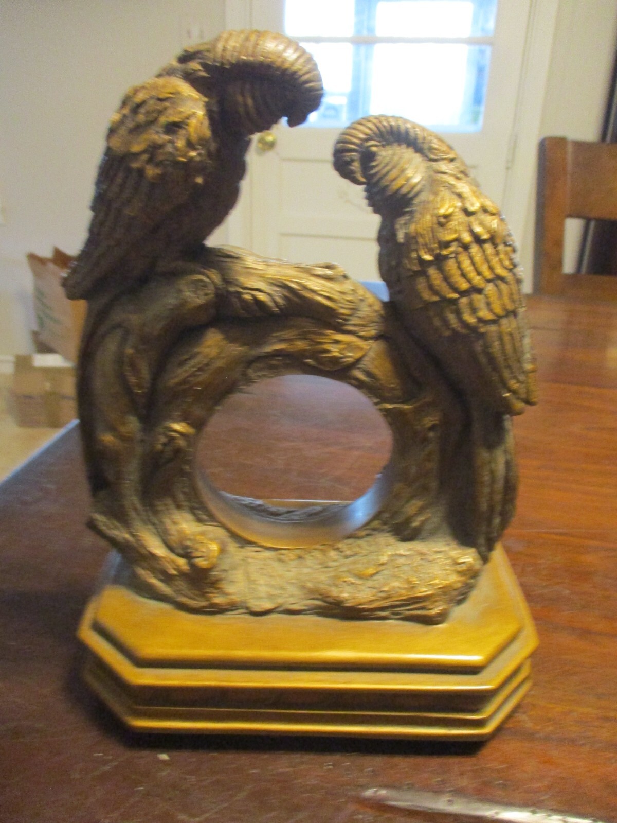 Parrots sculpture on platform clock or picture holder stunning