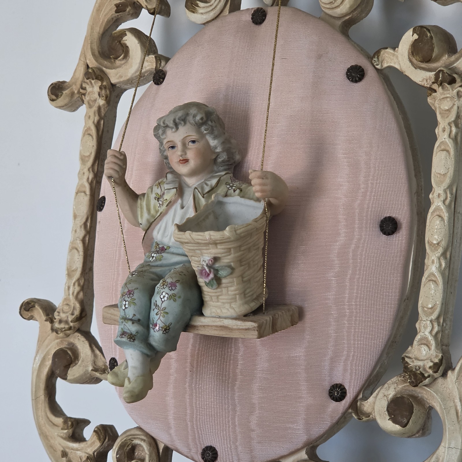 RARE Vintage Chalk Plaque Jayess United INC Oval 3D 13 X 8″ Victorian Romanctic