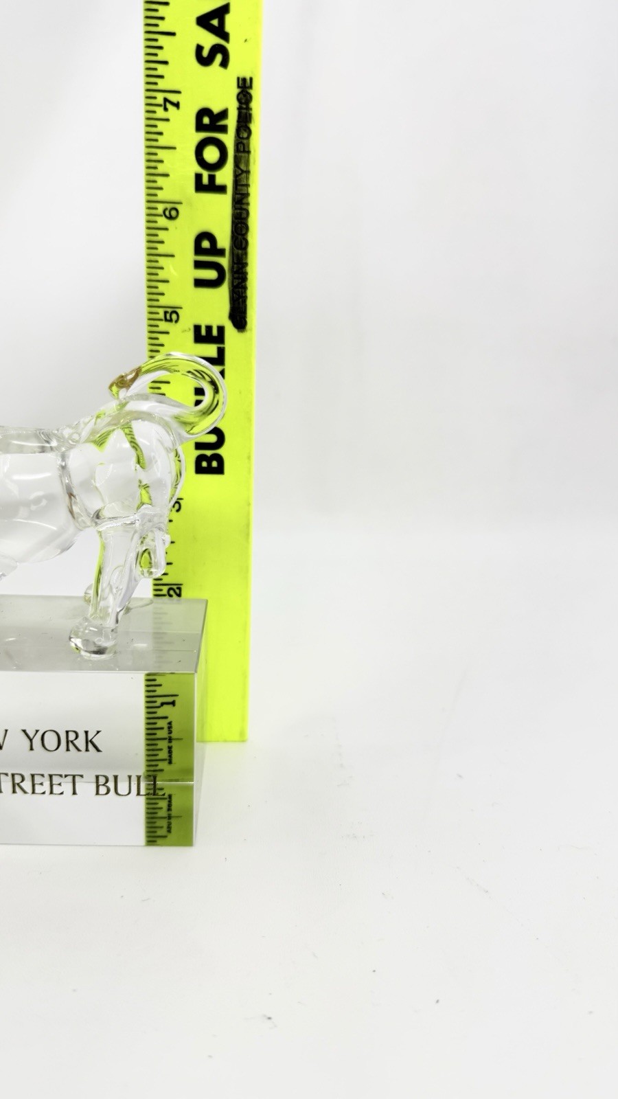 Vintage New York Wall Street Bull heavy miniature Crystal Glass Paperweight
