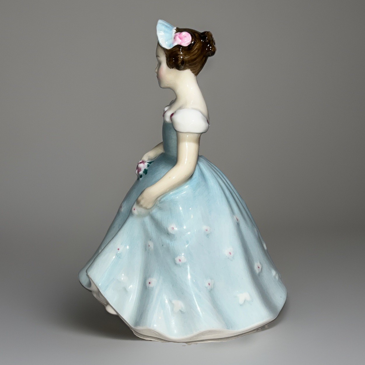 Royal Doulton Figurine THE BRIDESMAID Lite Blue Dress HN2196 Corp 1959