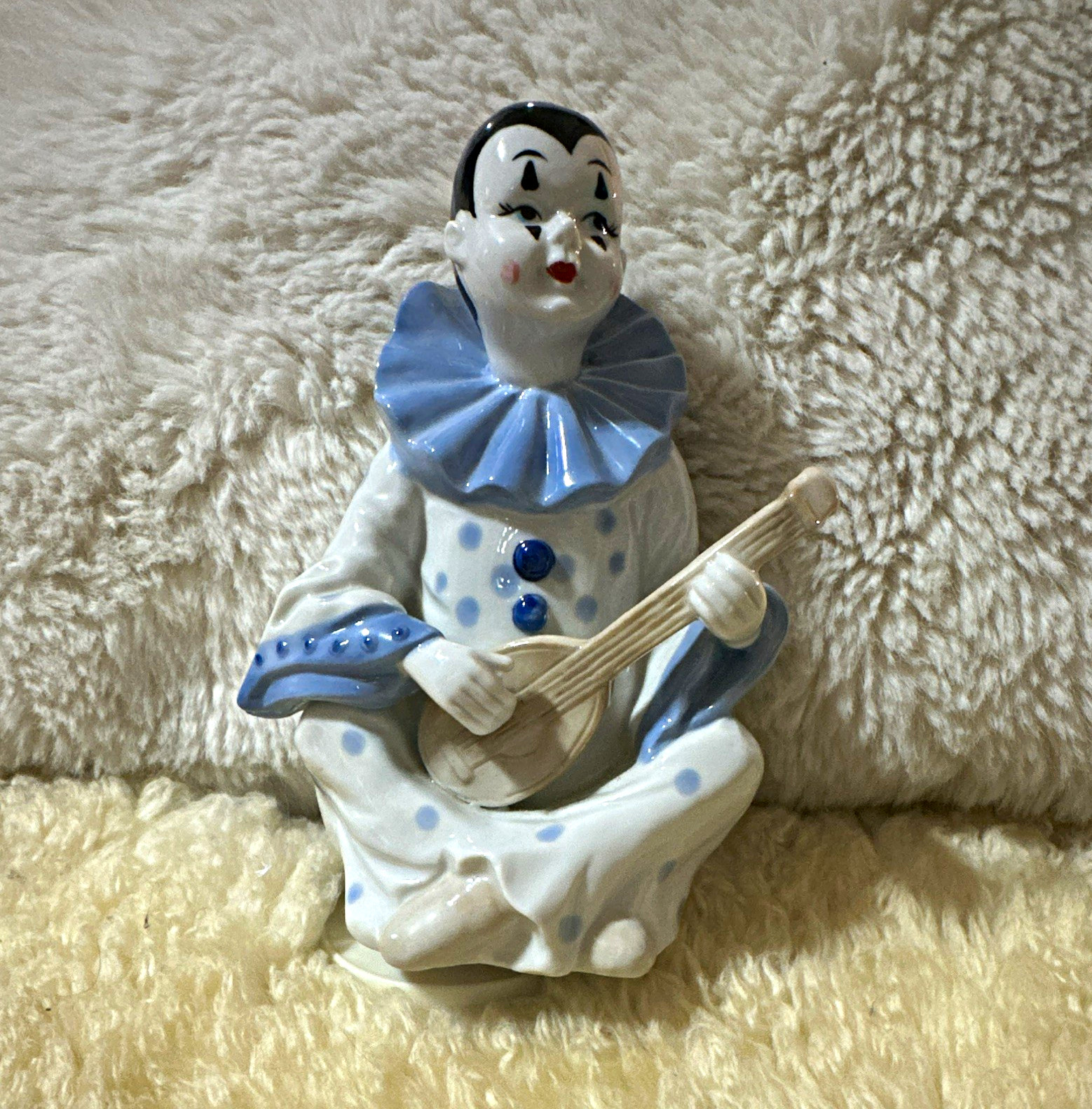 Working Vintage Emson Clown w Guitar Figurine Wind Up Music Box
