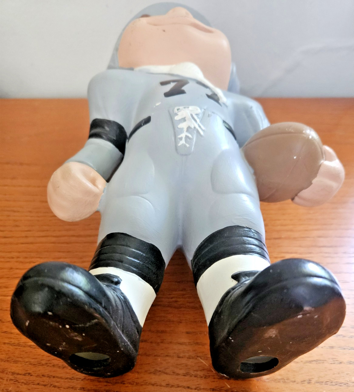 VTG 1970s Atlantic Mold Ceramic Football Player Las Vegas Oakland Raiders NFL