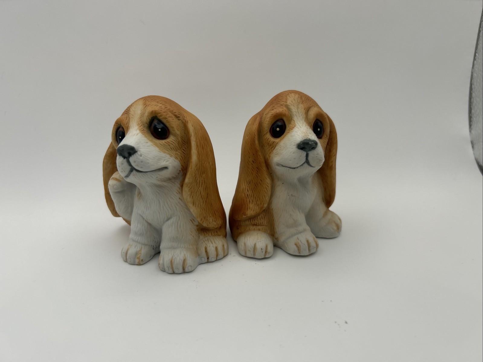 Vintage Homco Basset Hound Puppies Set Of 2 Adorable Figurines