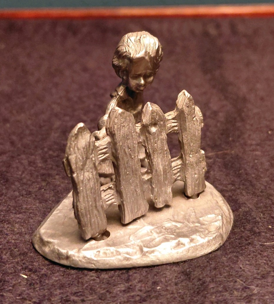 John Sullivan 1975 Pewter Figurine Tom Sawyer Painting Picket Fence, Signed