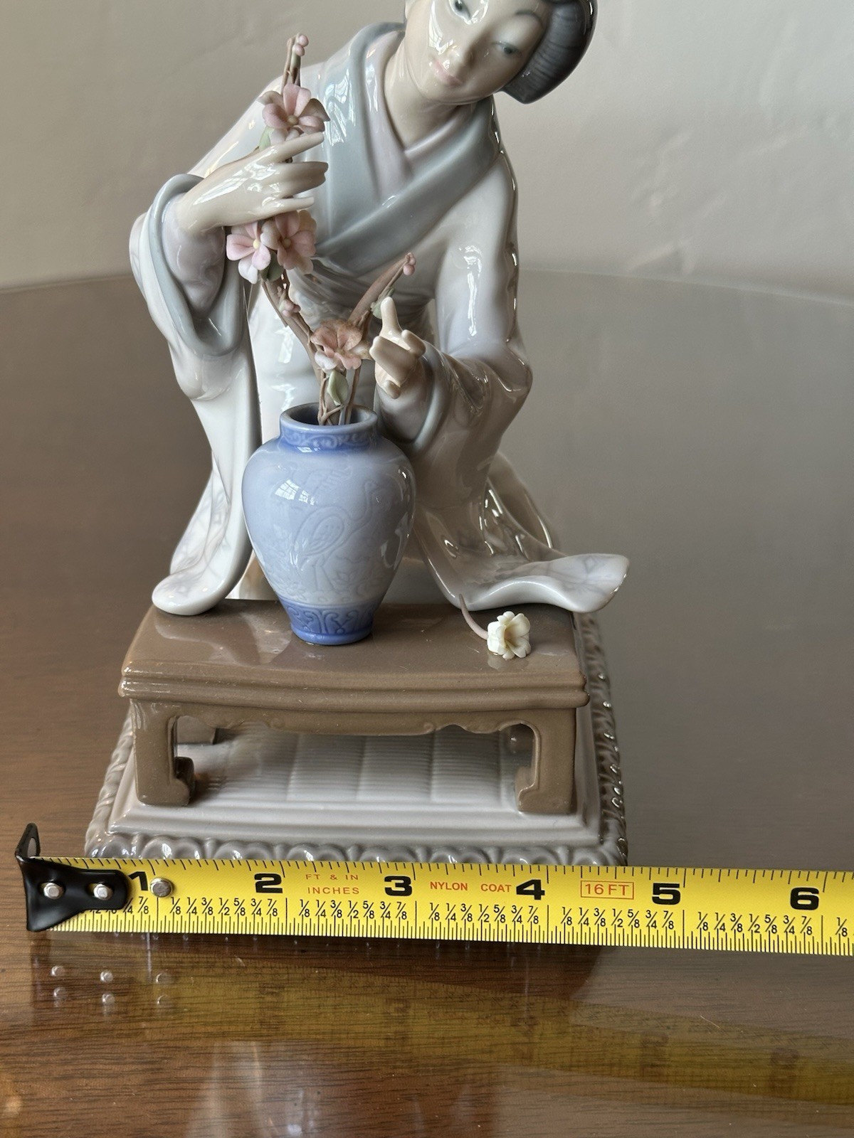 Lladro “Japanese Flower Arranger” Figurine Retired, Handmade in Spain OLD MARK!