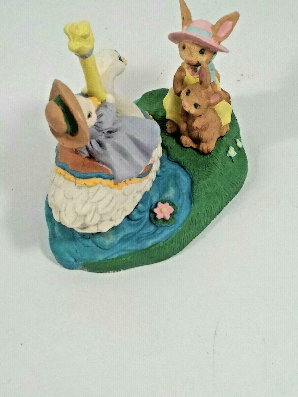 AVON MOTHER GOOSE 3″ Figurine vintage 1993
