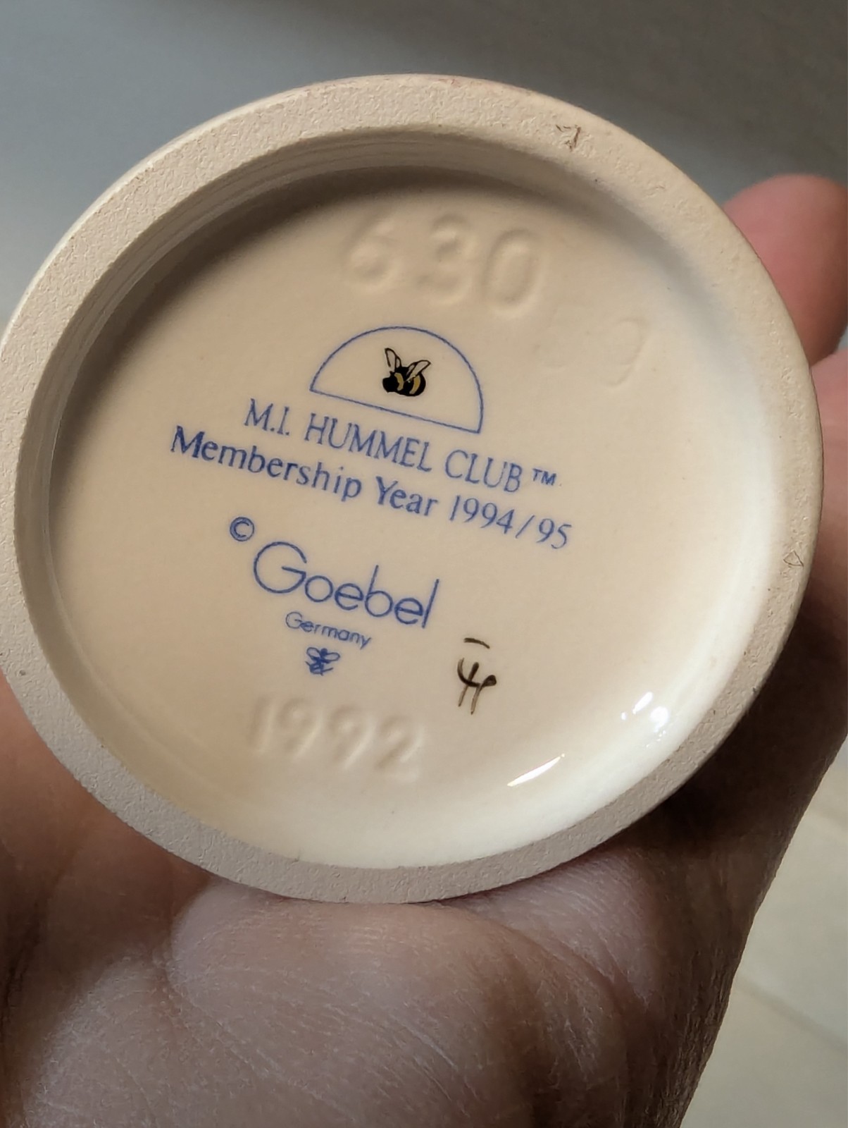 Goebel Hummel Figurine #630, !992, “For Keeps” height approx 3.50″, Hummel Club