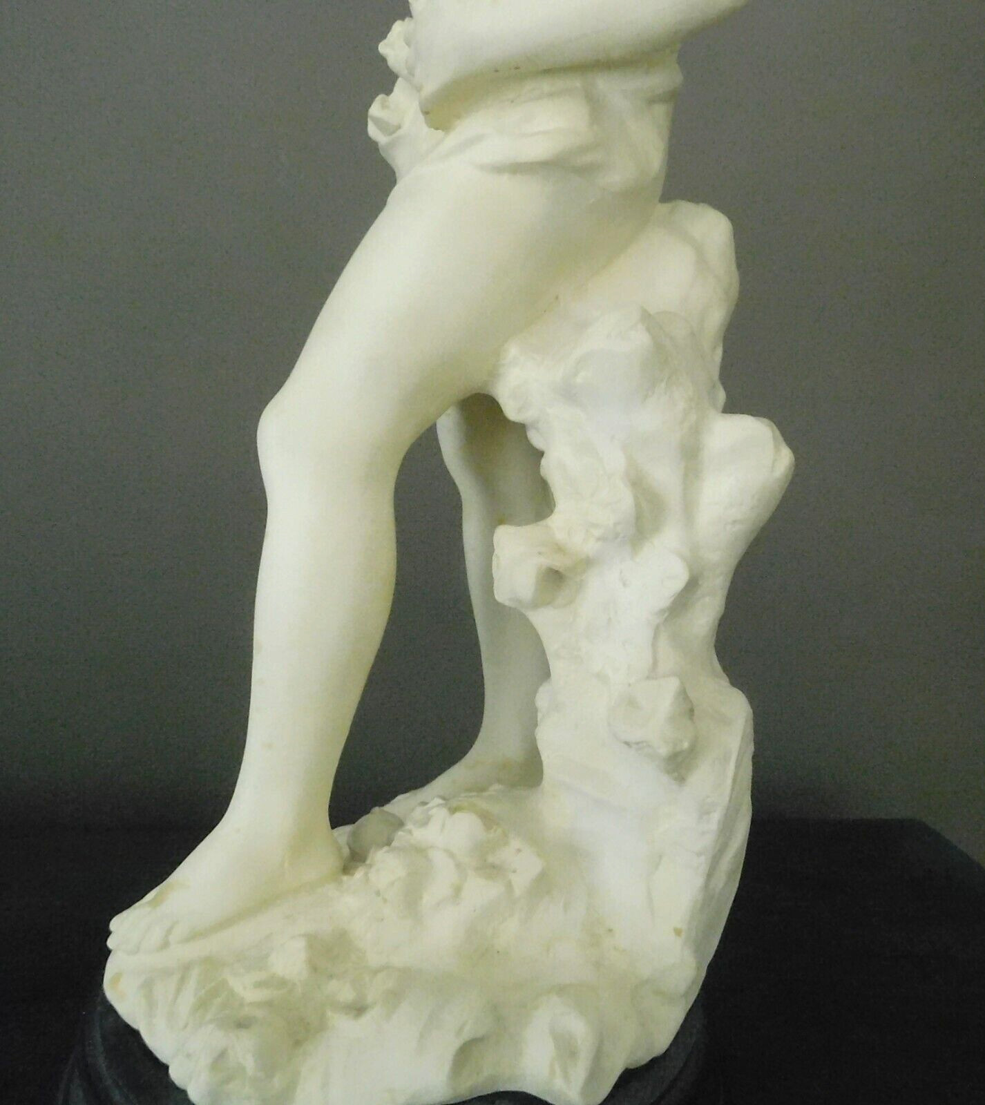 VINTAGE / MCM 1950’s ITALIAN YOUNG BOY PUTTI STATUE SCULPTURE / 20 1/2″ HIGH