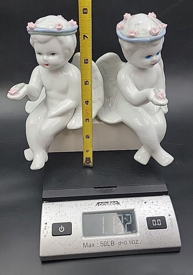 United States Commemorative Fine Art Gallery 2 Cherub Shelf Sitter Figurines