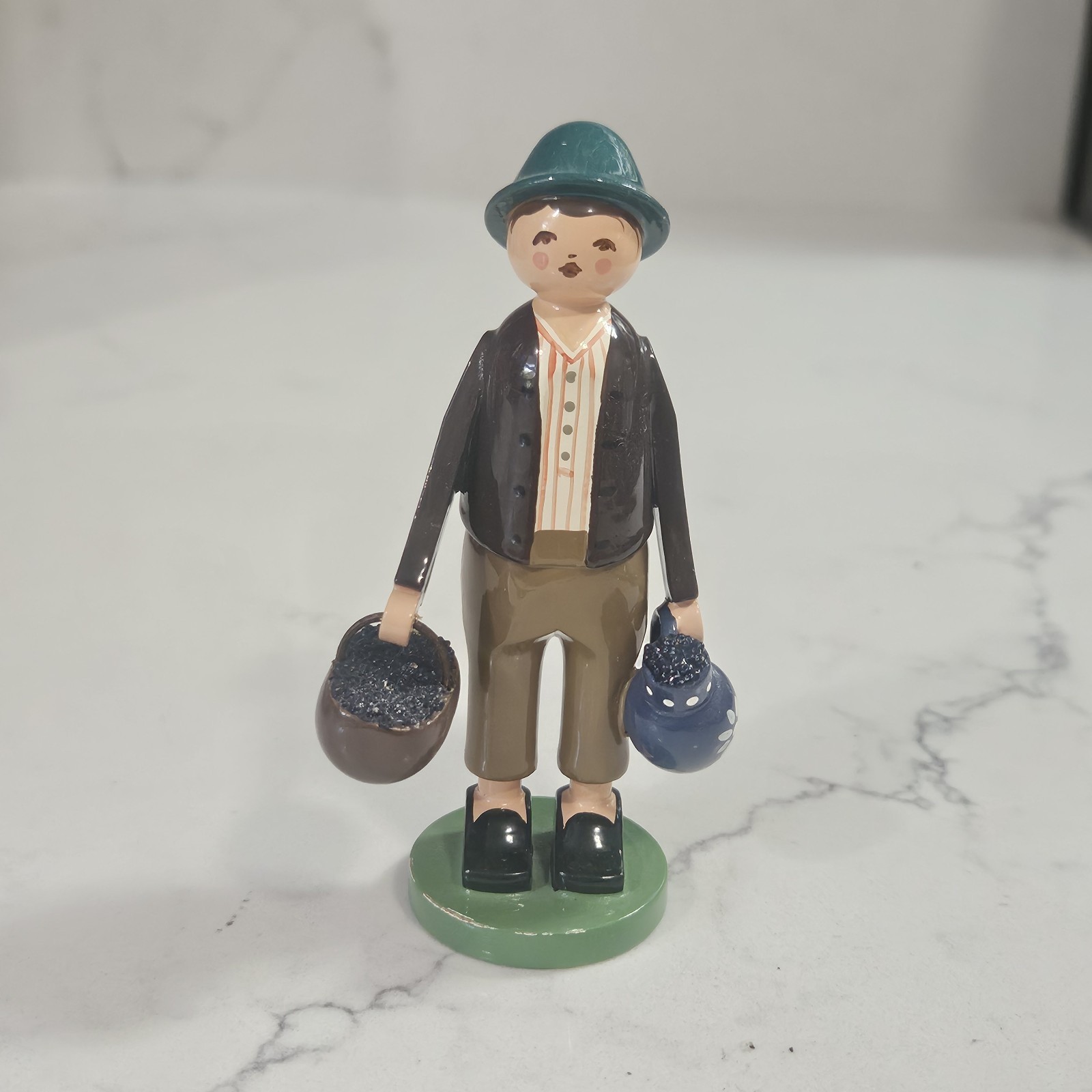 Vintage ERZGEBIRGE GERMANY BERRY PICKER BOY Wooden FIGURE