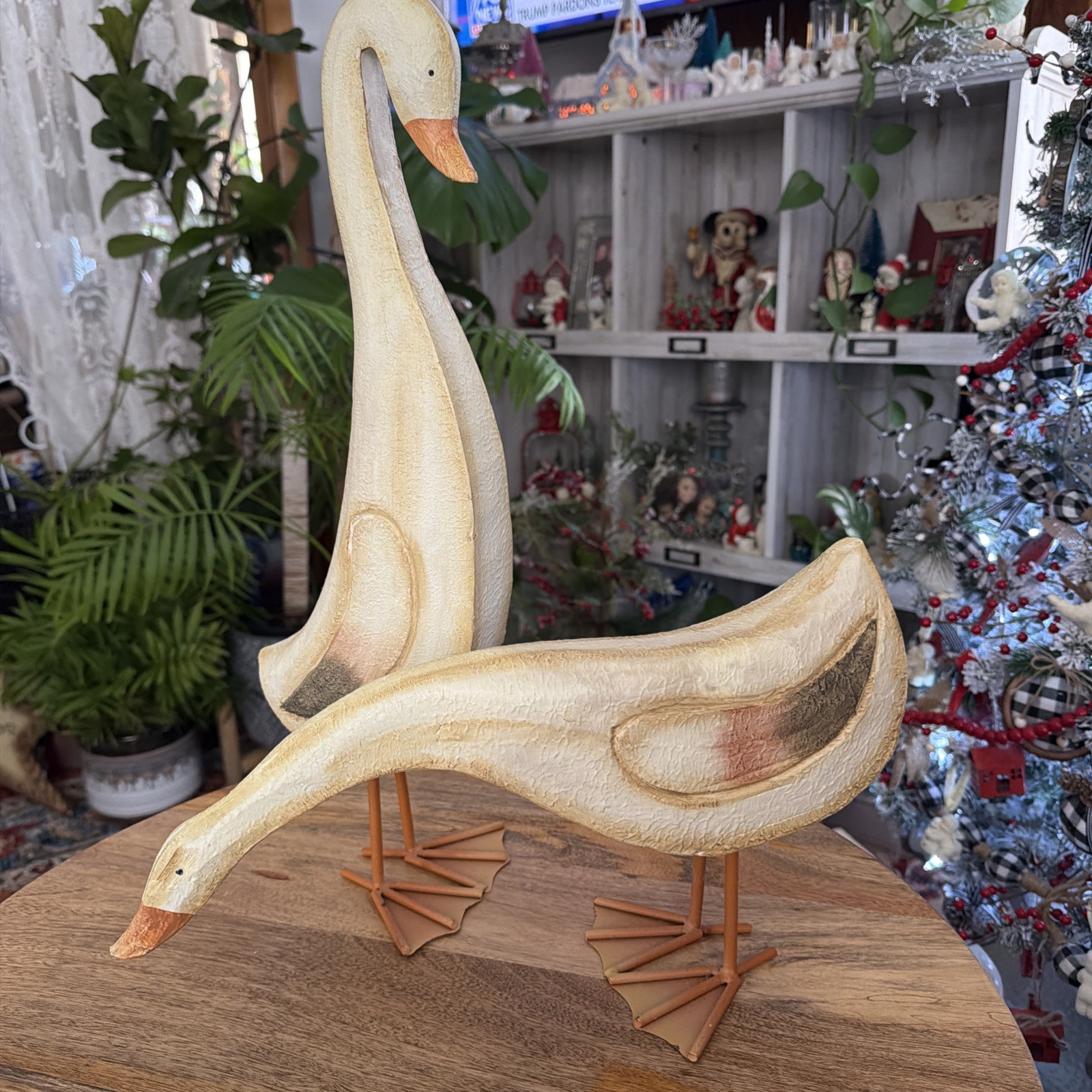 Hand Carved Metal Leg Geese Ducks Decorative Decoys Statue Figurines 18.75” Tall