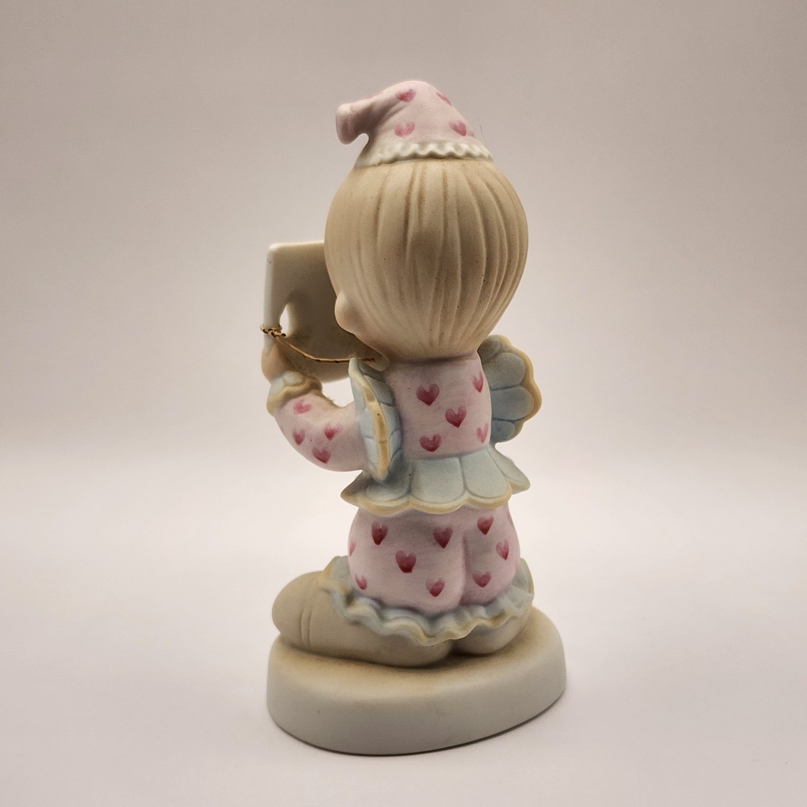 RARE ENESCO PRECIOUS MOMENTS PM-822. PUT ON A HAPPY FACE (1981) Fish Symbol