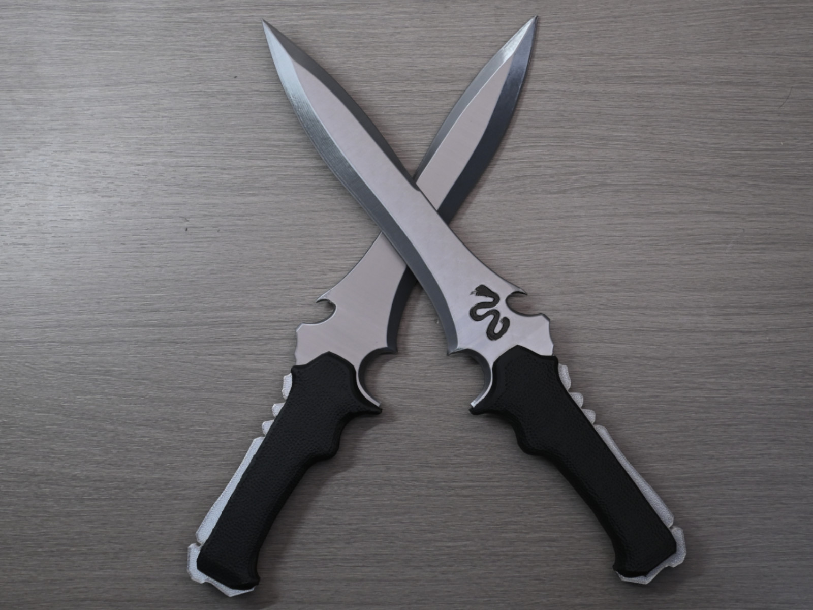 Jack Krauser Knife Cosplay Prop Resident Evil Hand Painted Model / DIY Kit 3 pcs