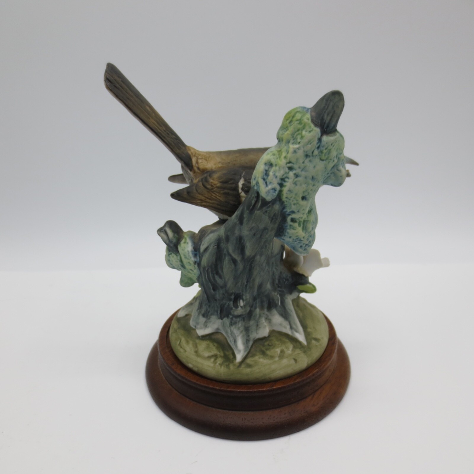 The Gallery Birds by Gorham Mockingbird Figurine 6” With Wood Base