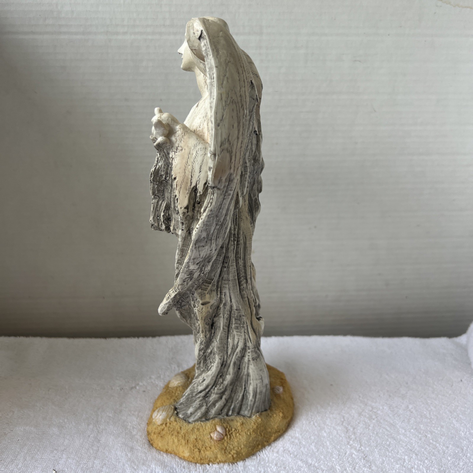 Roman Driftwood Style Textured Angel Holding A Dove. 12” Stunning Estate