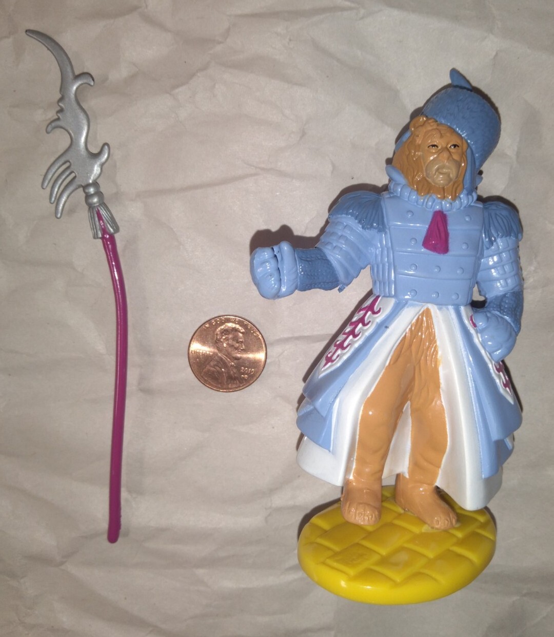 Wizard of Oz WINKIE GUARD (LION) Toy Figure w/SPEAR STAFF Yellow Brick Road RARE