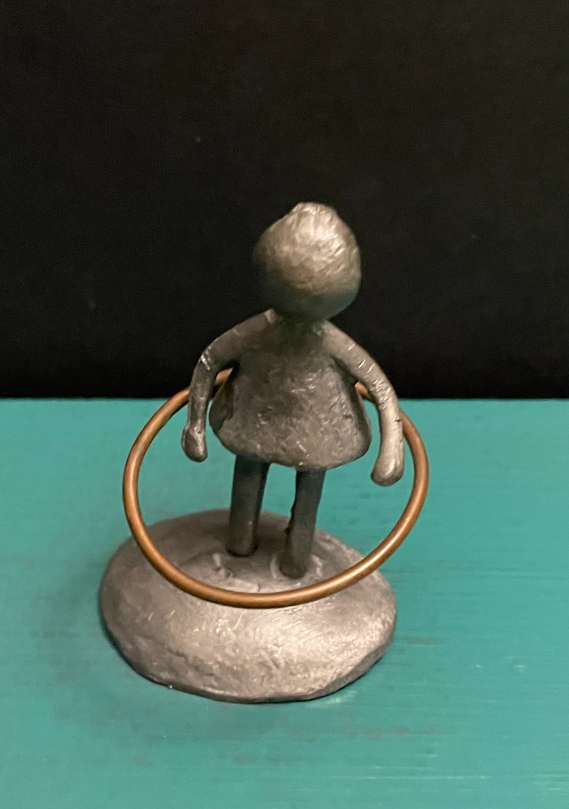 Les Hunter Pewter Girl Playing Hula Hoop School Playground Diorama Art Figurine