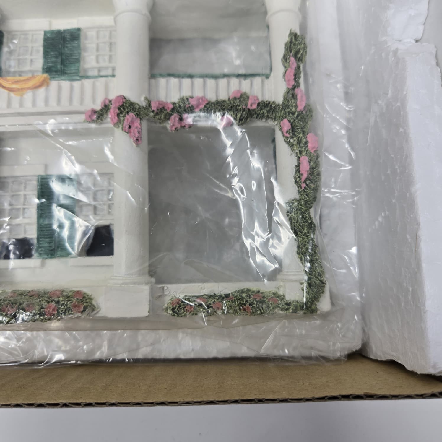 Vintage Brian Baker Deja Vu Collection-“Riverside Plantation” *BRAND NEW IN BOX*